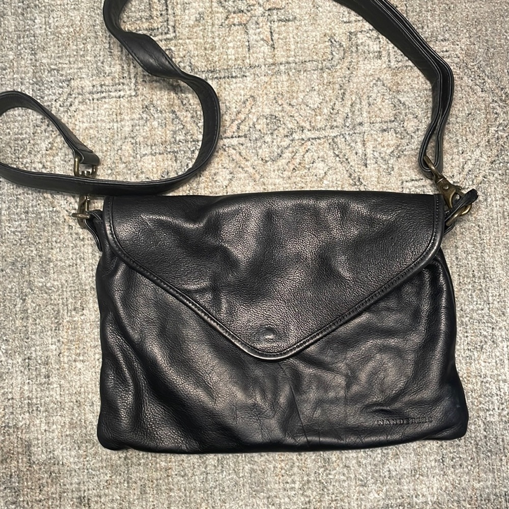 Wanderers black bag